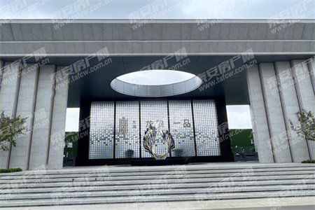 科技佳苑3室2厅1卫95万138m2中档装修出售